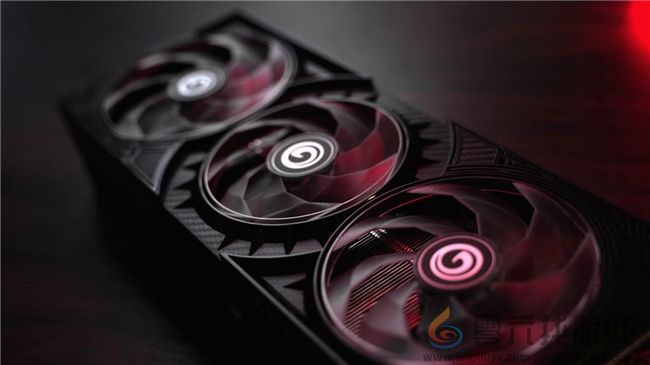 支持DLSS4，从“新”出发|影驰GeForce RTX 5080金属大师OC系列测评(图1)